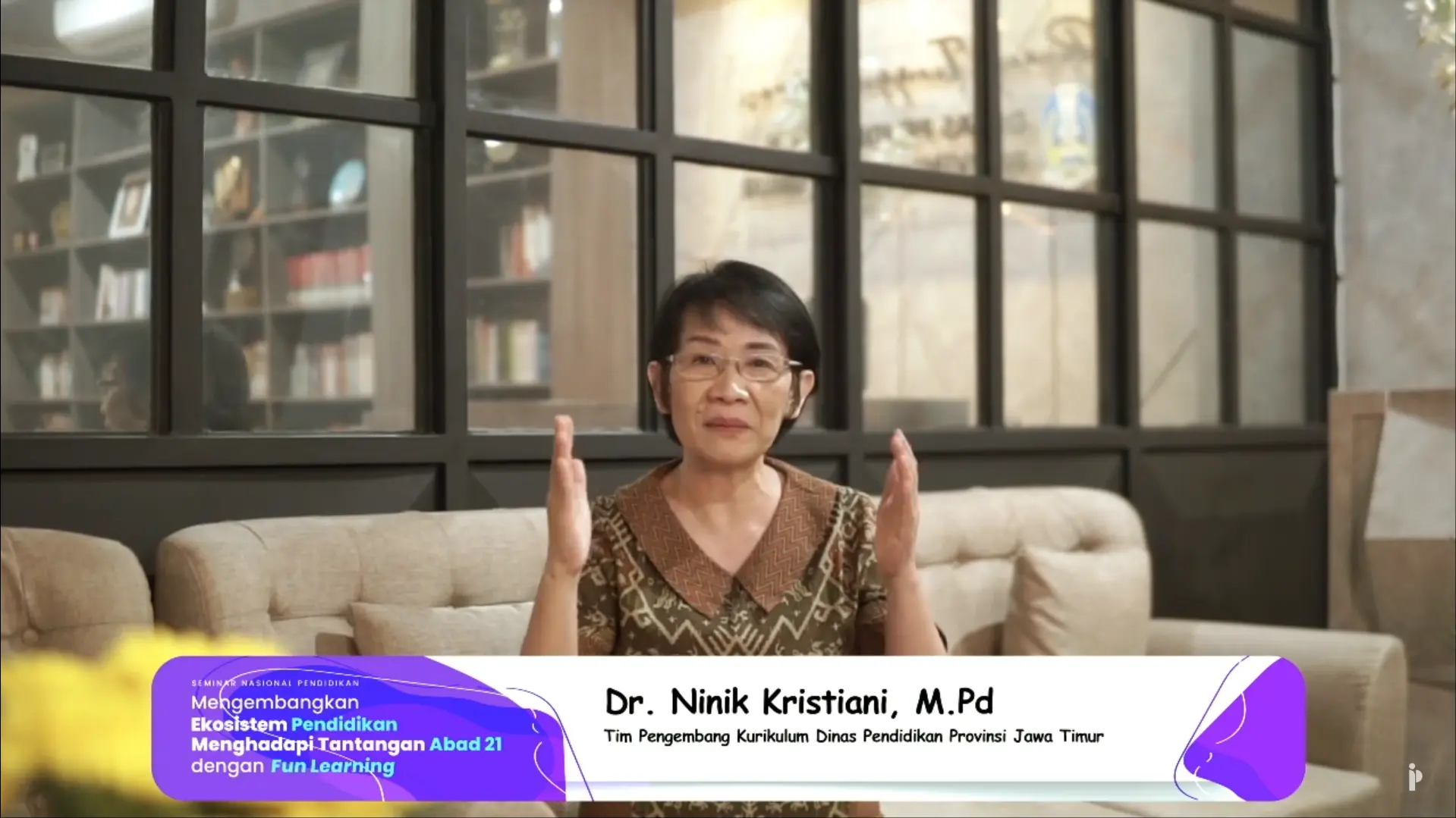 Mengapa Smart Book Direkomendasikan oleh Dr. Ninik Kristiani, M.Pd.  video thumbnail